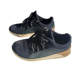 Women's Sorel Sneakers Size 7 Black